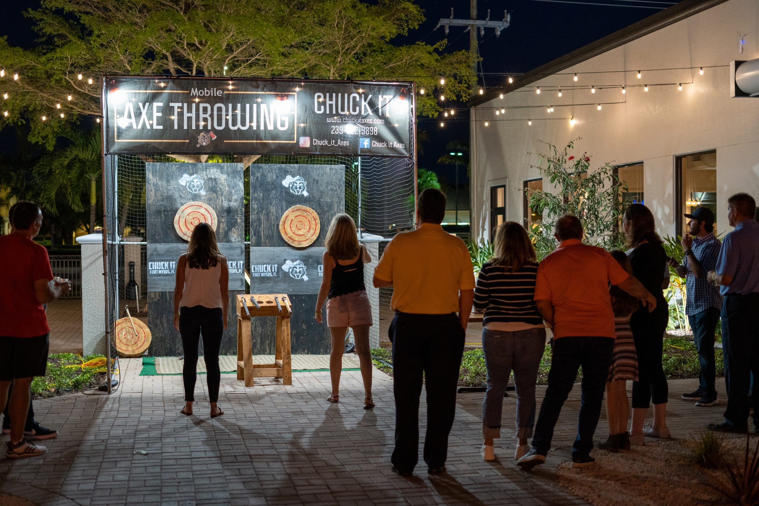 EVENT GALLERY Chuck It Axes AXE THROWING IN FORT MYERS FLORIDA